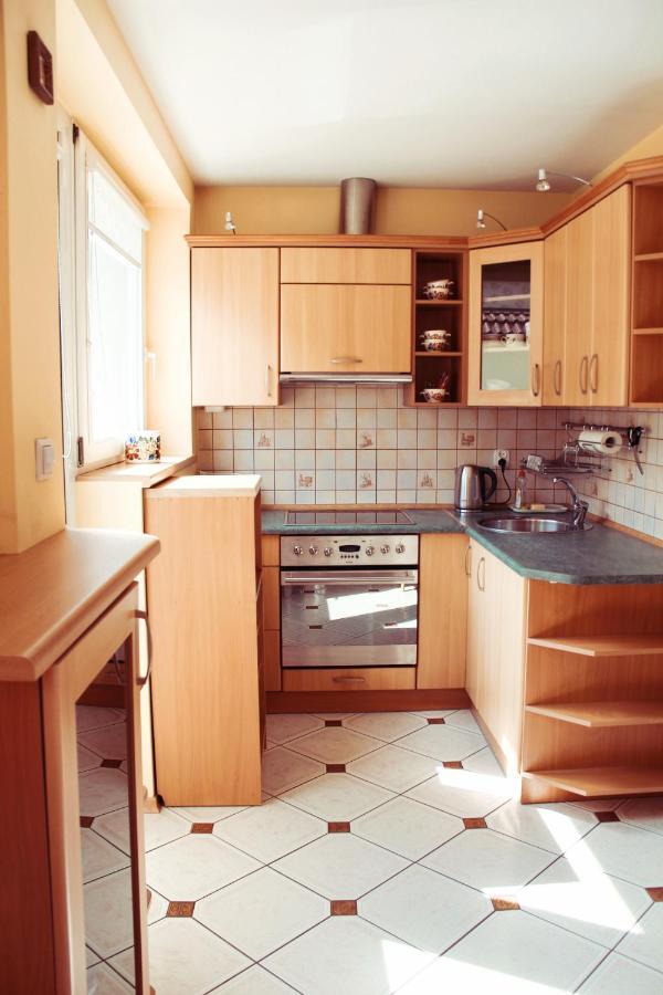 Apartamento Dom pod Górami Mirsk Exterior foto